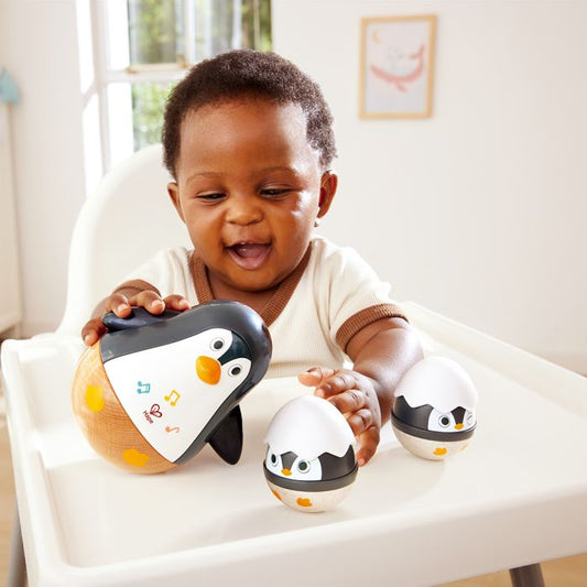Hape wiebelende pinguïn familie