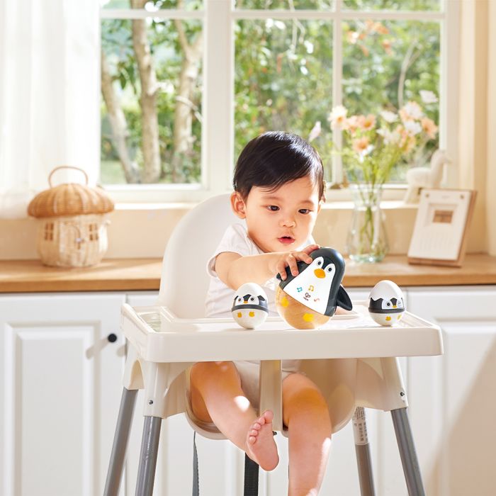 Hape wiebelende pinguïn familie